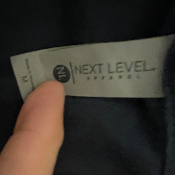 5 Branches Brewing Giggle Shark V-Neck Tee-Women's Medium - Picture 8 of 8